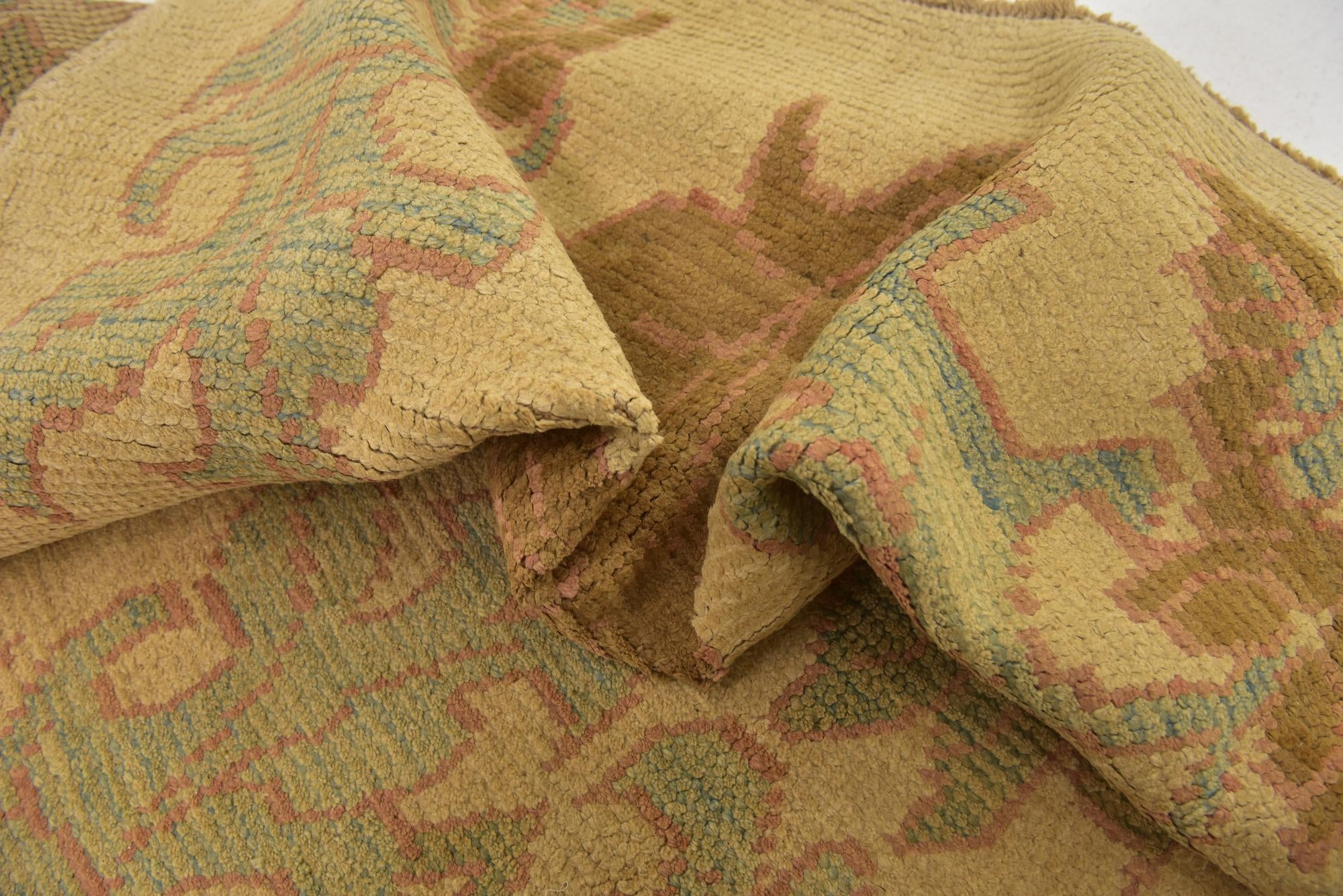 7' x 13' 2 Hand Knotted Oushak Wool Rug