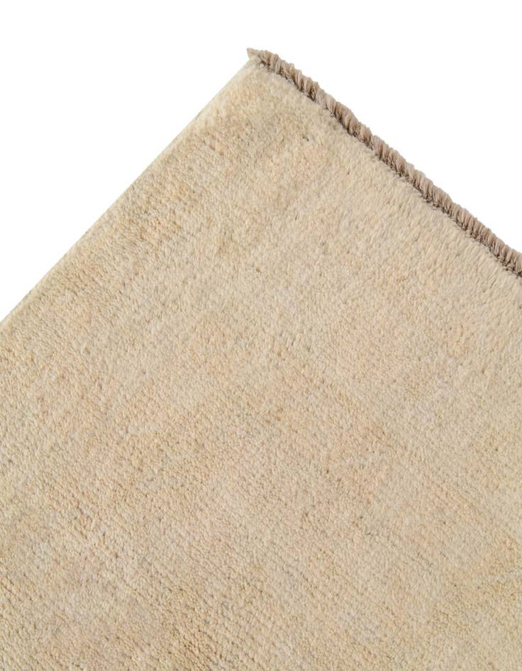 Detail image of 4' 1 x 6' 2 Hand Knotted Oushak Wool Rug