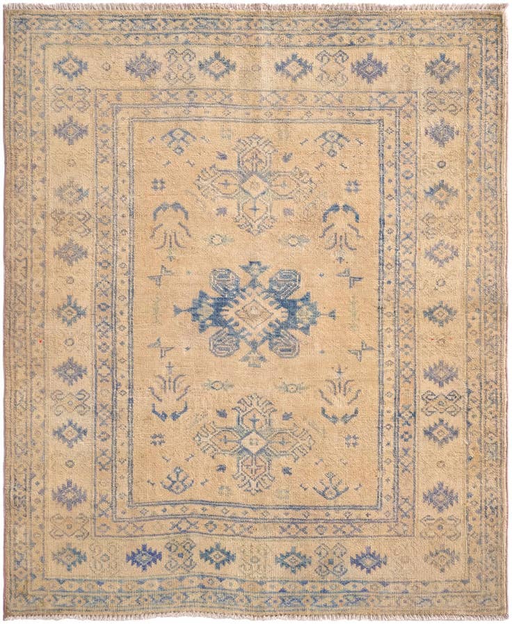 Detail image of 3' 6 x 4' 3 Hand Knotted Oushak Wool Rug