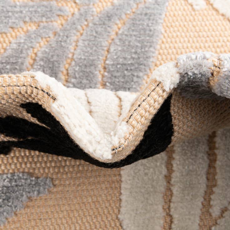 Detail image of 5' 3 x 7' 7 Easy-Clean Indoor / Outdoor Rug