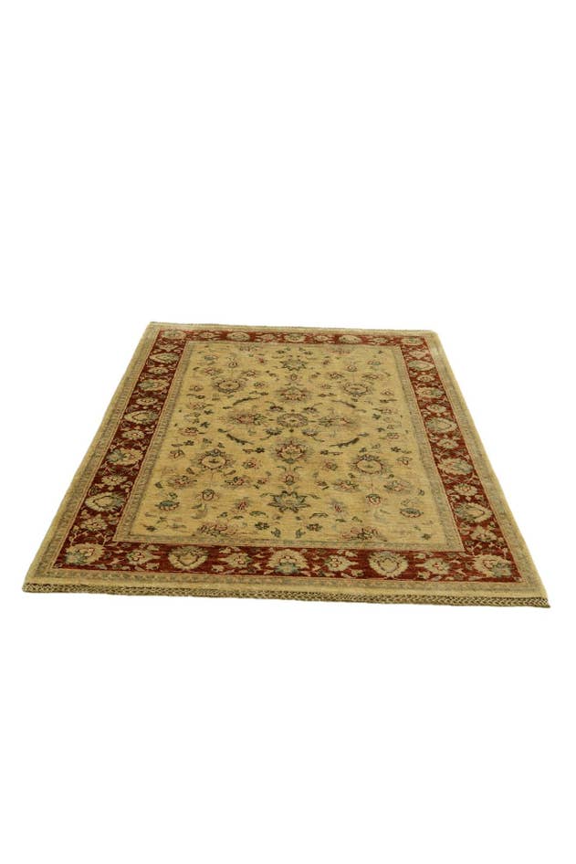 Detail image of 4' 1 x 6' 1 Hand Knotted Pershawar Ziegler Rug