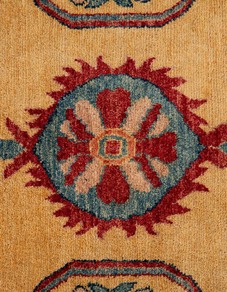 Detail image of 6' 7 x 9' 7  Hand Knotted Peshawar Ziegler Wool Rug