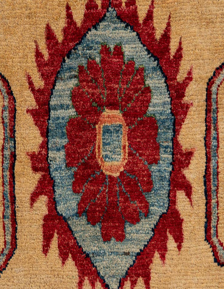 Detail image of 6' 7 x 9' 6  Hand Knotted Peshawar Ziegler Wool Rug