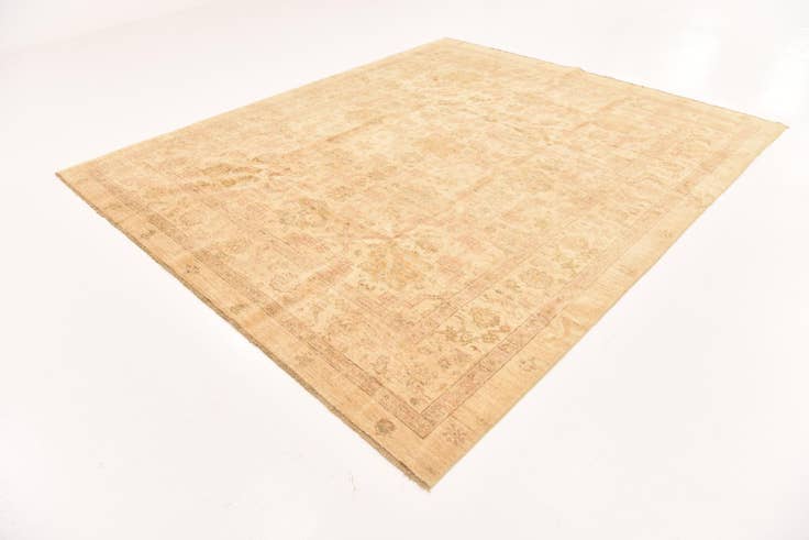 Detail image of 8' 2 x 9' 7 Hand Knotted Peshawar Ziegler Rug