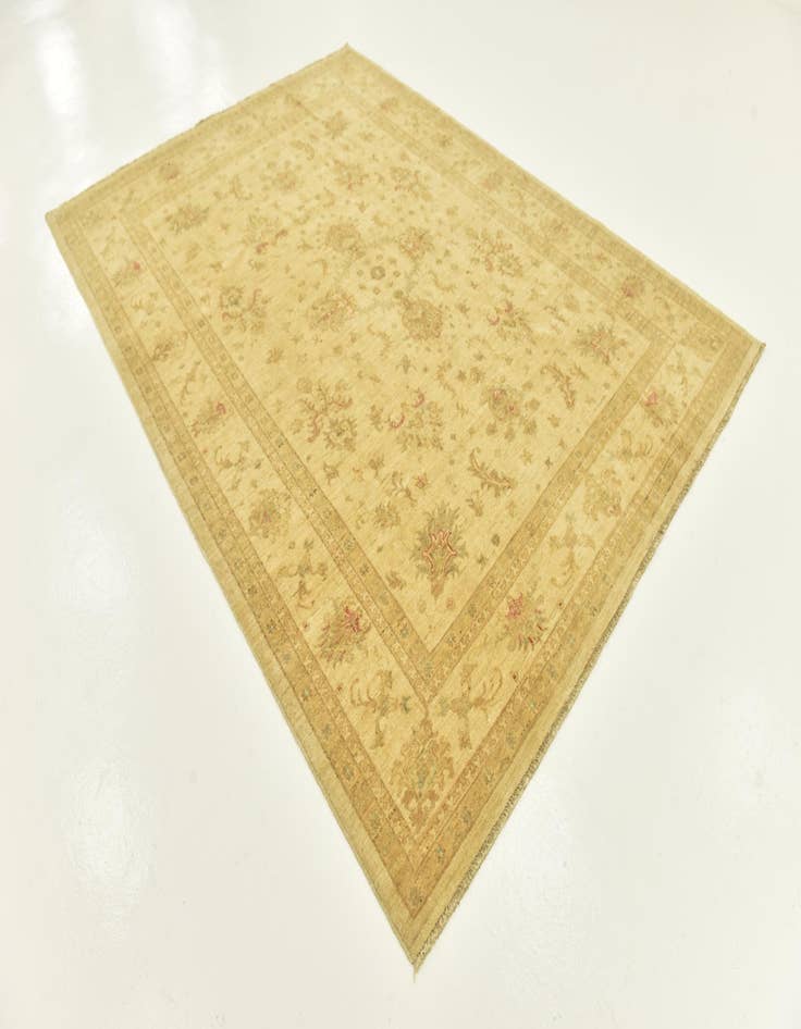 Detail image of 7' 1 x 9' 10 Hand Knotted Peshawar Ziegler Rug