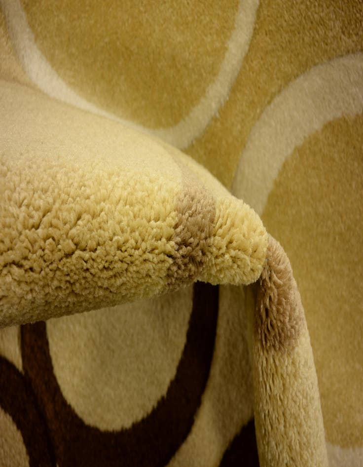 Detail image of 6' 7 x 10' Reproduction Gabbeh Rug