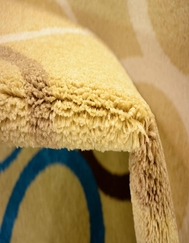 Detail image of 6' 7 x 10' Reproduction Gabbeh Rug