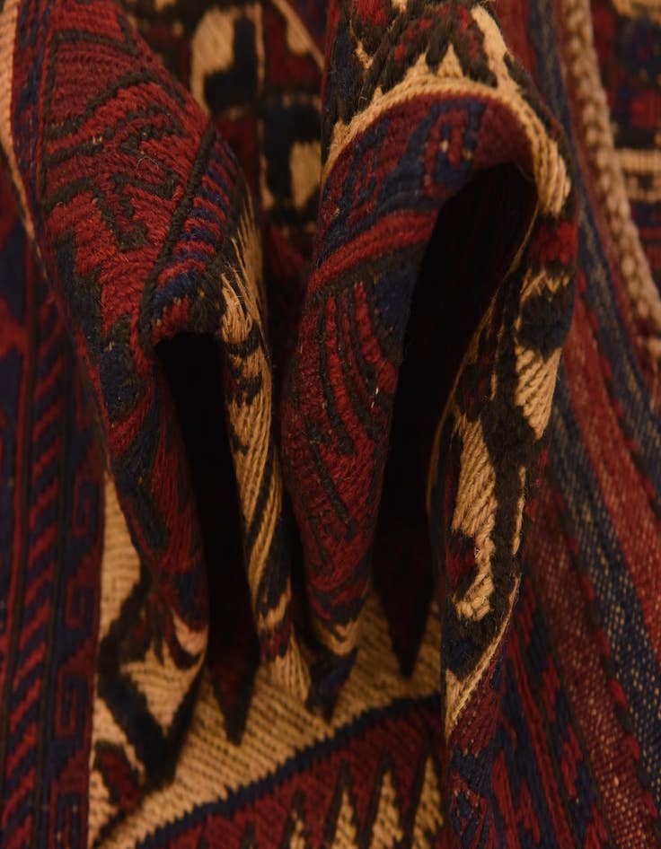 Detail image of 6' 5 x 9' 4  Hand Knotted Sumak Oriental Wool Rug