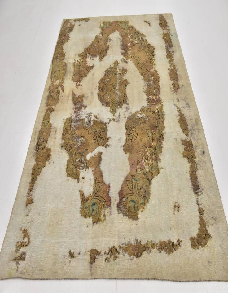 Detail image of 5' 10 x 7' 10 Hand Knotted Ultra Vintage Persian Wool Rug