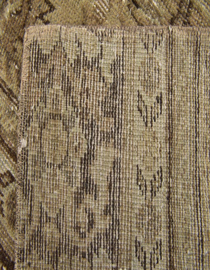 Detail image of 2' 7 x 4' 8  Hand Knotted Ultra Vintage Persian Wool Rug