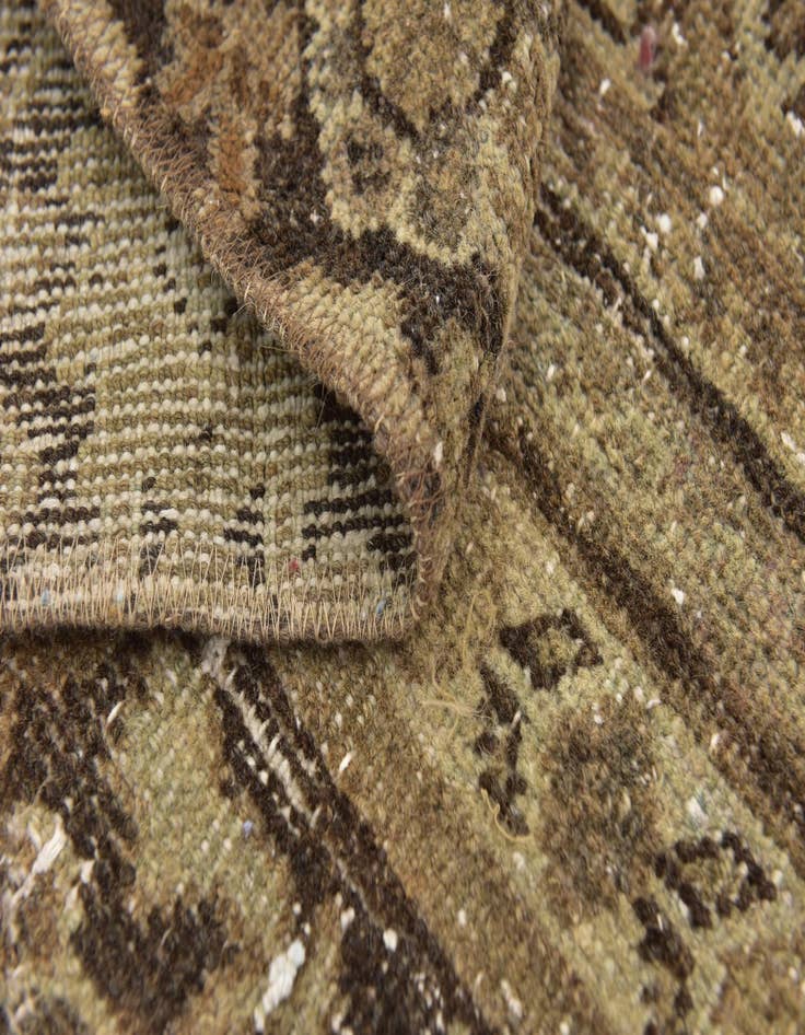 Detail image of 2' 7 x 4' 8  Hand Knotted Ultra Vintage Persian Wool Rug