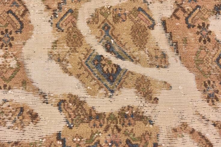 Detail image of 6' x 9' 4 Hand Knotted Ultra Vintage Persian Wool Rug
