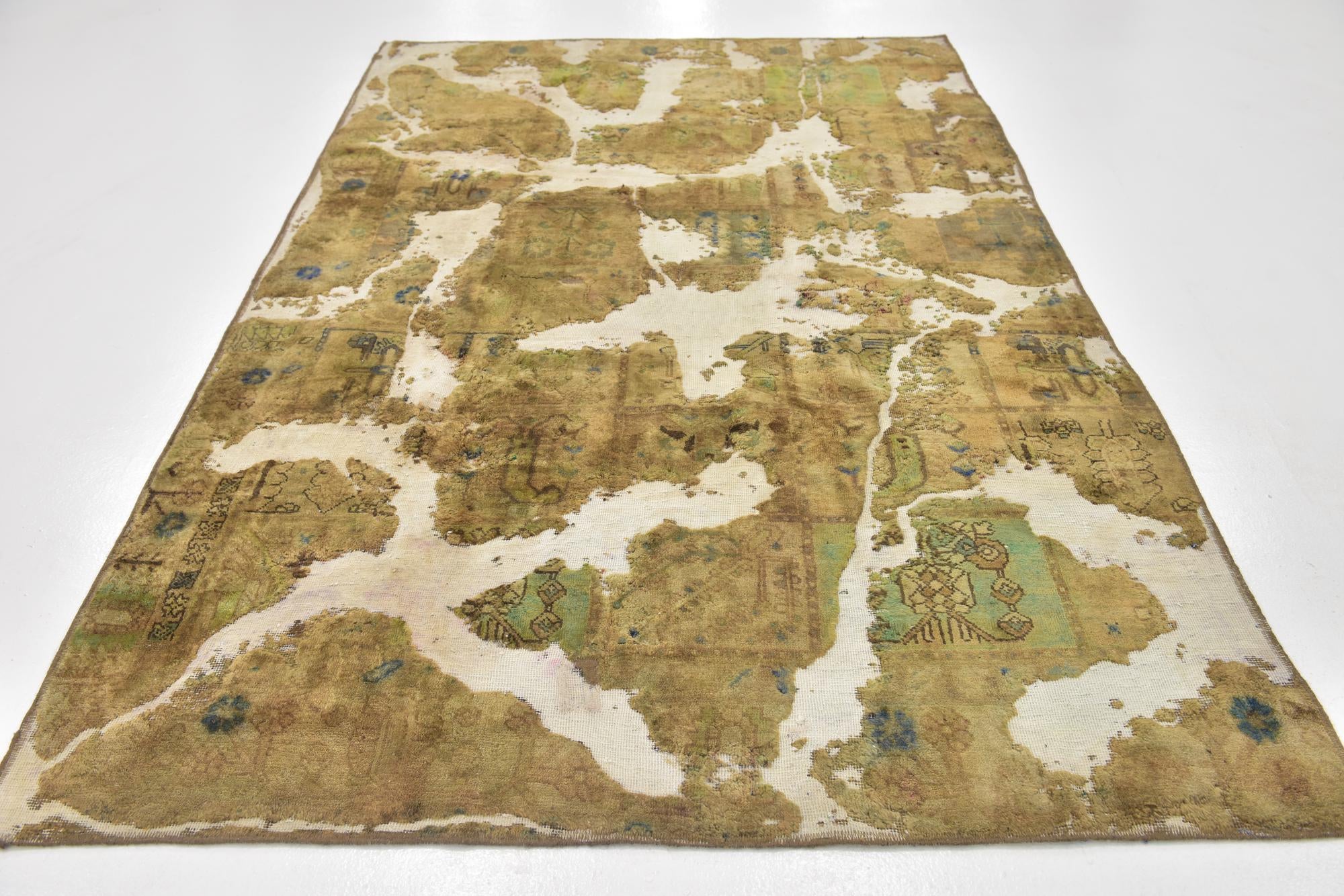 5' 7 x 8' 8 Hand Knotted Ultra Vintage Persian Wool Rug