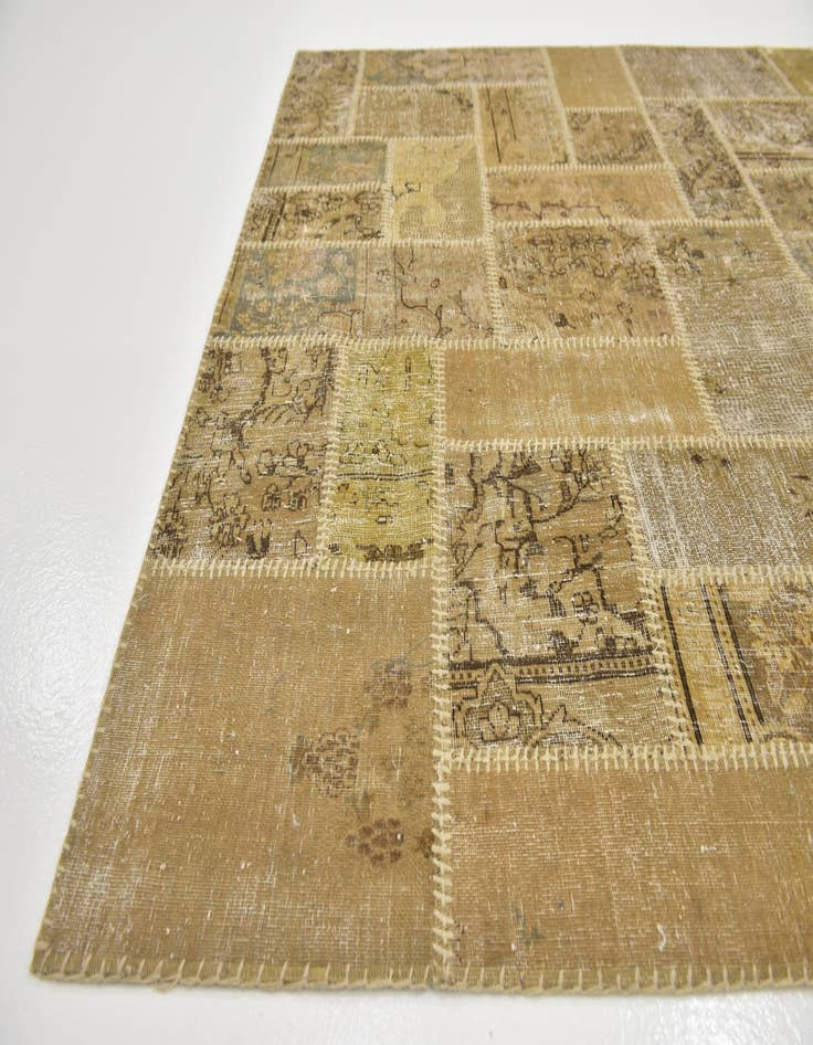 Detail image of 5' x 6' 8 Hand Knotted Ultra Vintage Persian Wool Rug