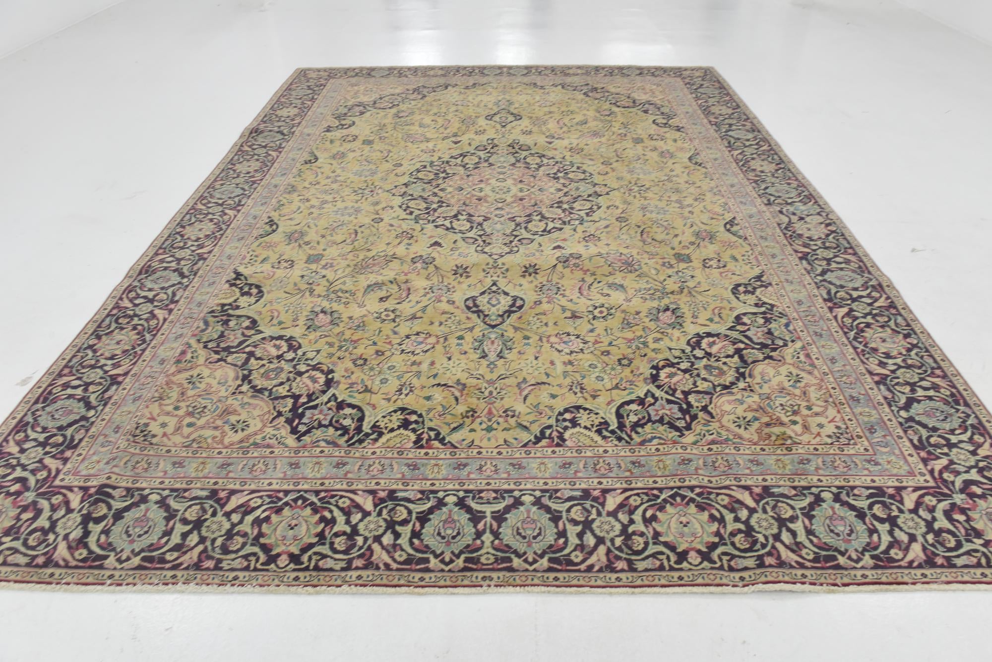 8' 9 x 12' 2 Hand Knotted Ultra Vintage Persian Wool Rug