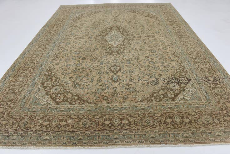 Detail image of 9' 6 x 12' 5 Hand Knotted Ultra Vintage Persian Wool Rug
