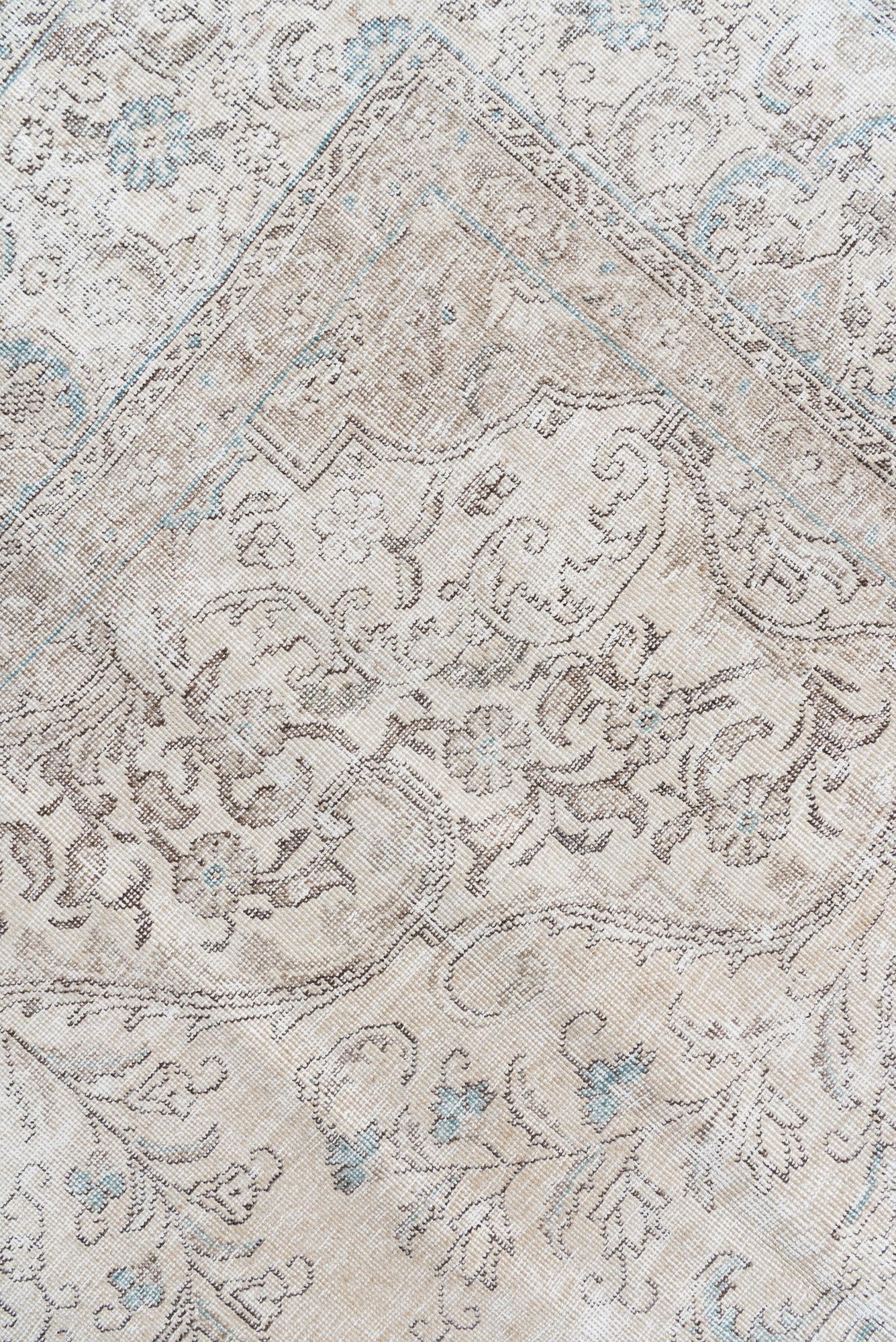8' 5 x 11' 5 Hand Knotted Ultra Vintage Persian Wool Rug