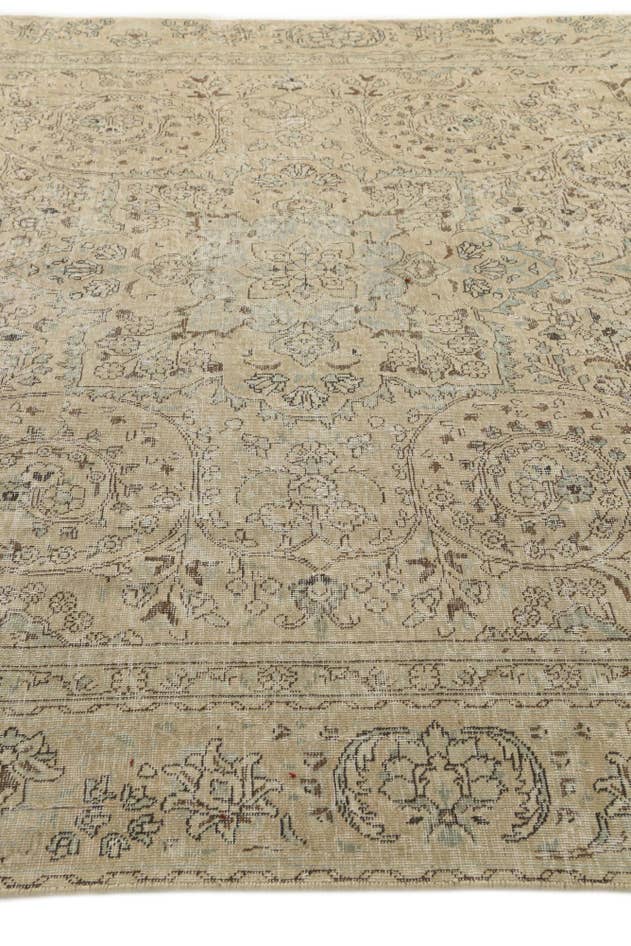 Detail image of 7' 10 x 11' 5 Hand Knotted Ultra Vintage Persian Wool Rug