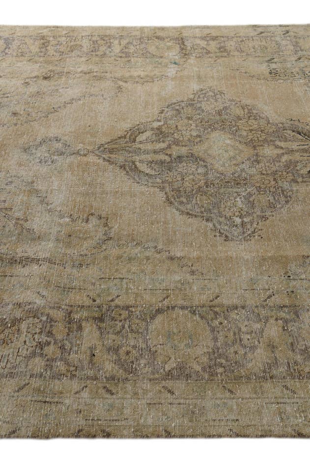 Detail image of 8' x 11' 1 Hand Knotted Ultra Vintage Persian Wool Rug