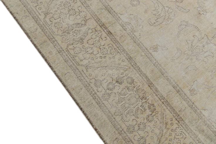 Detail image of 9' 9 x 13' Hand Knotted Ultra Vintage Persian Wool Rug