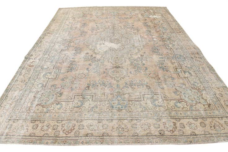 Detail image of 9' 5 x 12' 5 Hand Knotted Ultra Vintage Persian Wool Rug