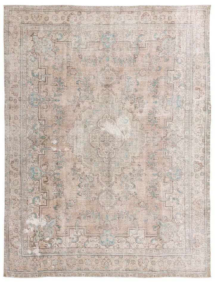 Detail image of 9' 5 x 12' 5 Hand Knotted Ultra Vintage Persian Wool Rug