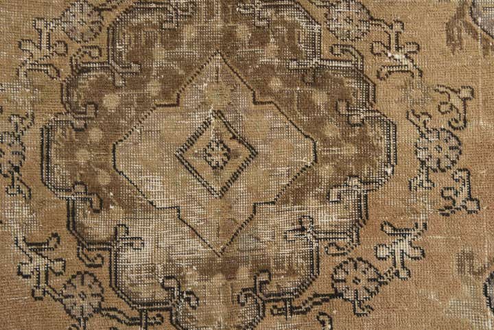 4' 6 x 5' 8 Hand Knotted Ultra Vintage Persian Wool Rug