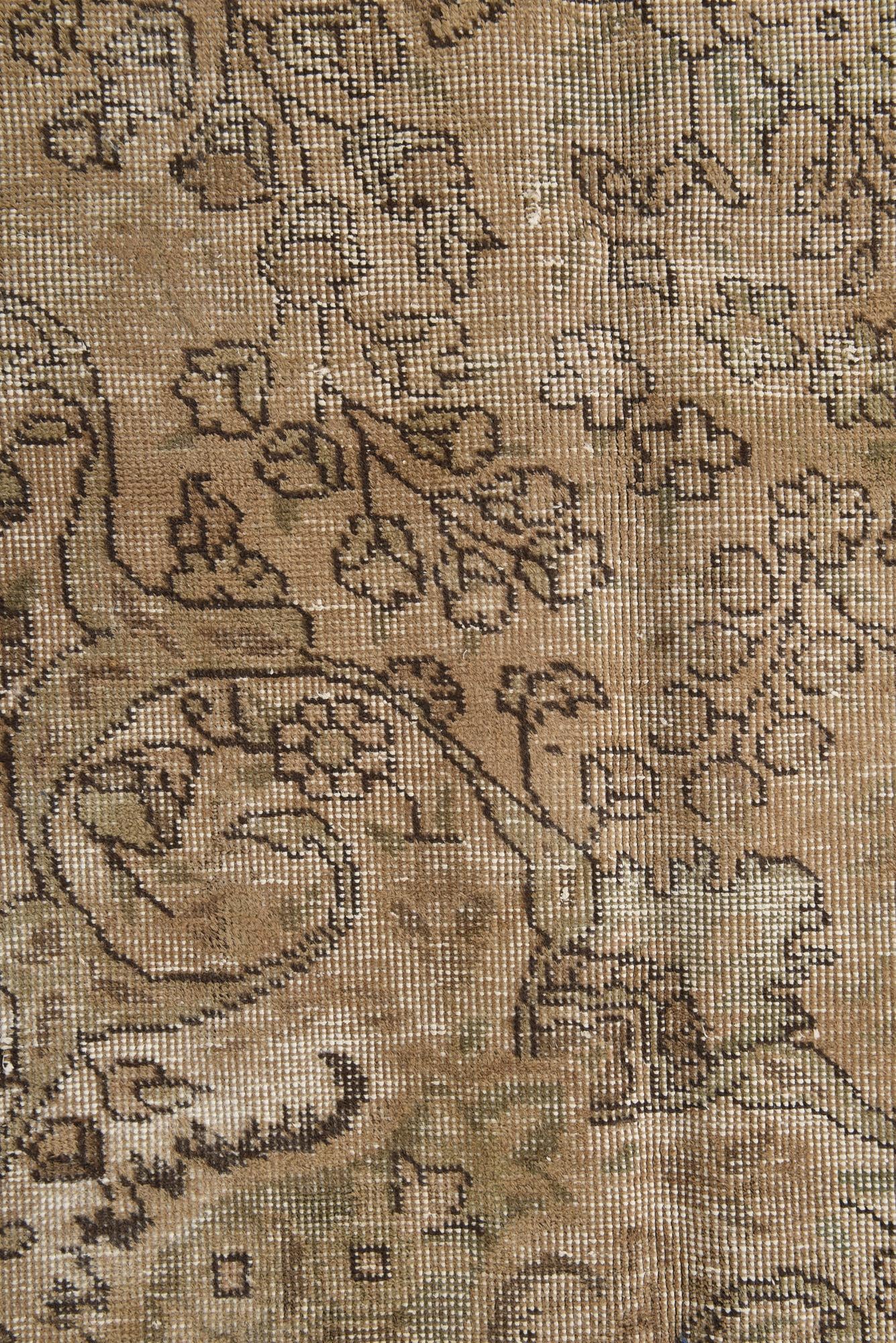 7' 10 x 11' Hand Knotted Ultra Vintage Persian Wool Rug