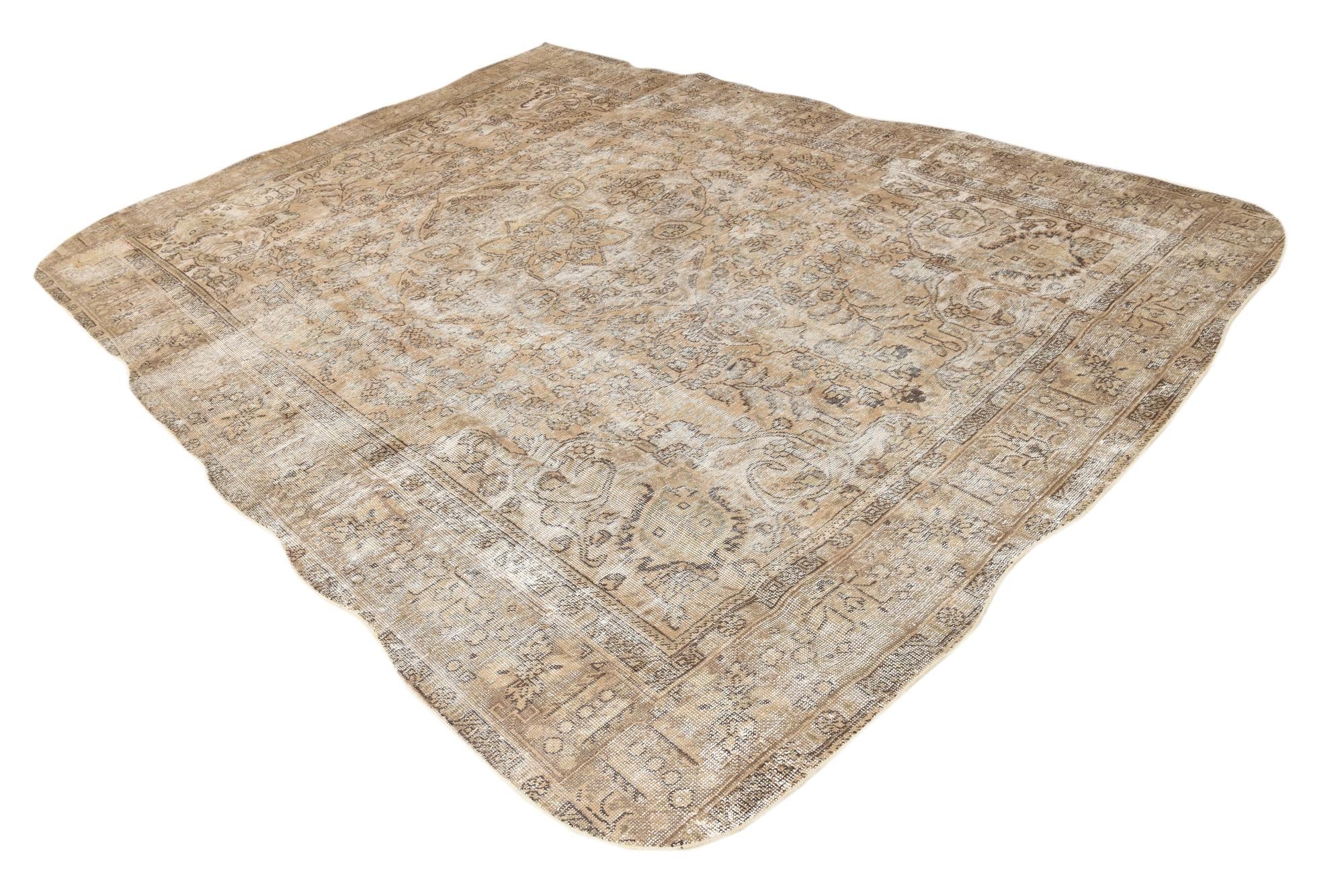 7' 10 x 11' Hand Knotted Ultra Vintage Persian Wool Rug