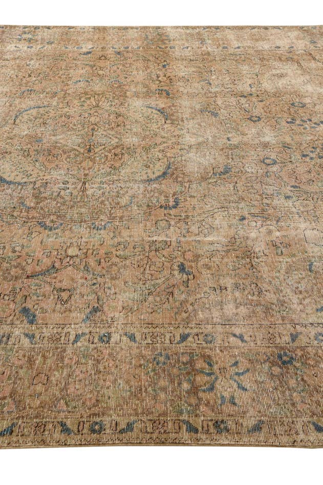 Detail image of 9' 7 x 12' 11 Hand Knotted Ultra Vintage Persian Wool Rug