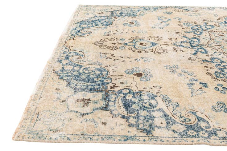 Detail image of 6' 6 x 9' 4 Hand Knotted Ultra Vintage Persian Wool Rug