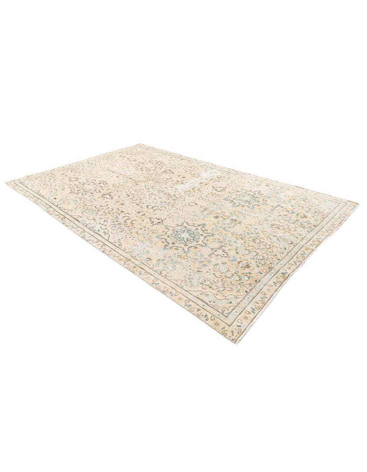 Detail image of 7' 1 x 10' 8 Hand Knotted Ultra Vintage Wool Rug