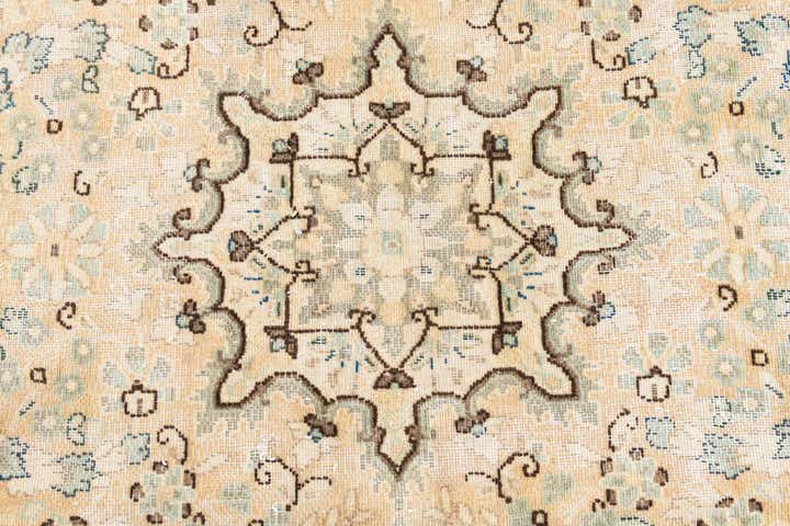7' 1 x 10' 8 Hand Knotted Ultra Vintage Wool Rug