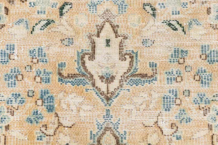 7' 1 x 10' 8 Hand Knotted Ultra Vintage Wool Rug