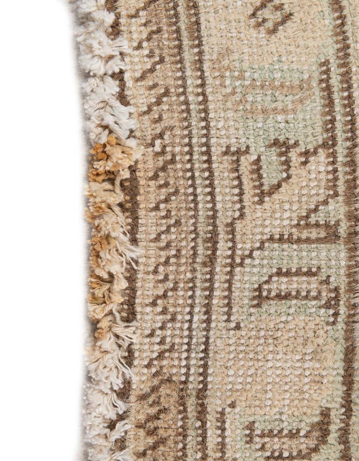 Detail image of 10' x 13' 3 Hand Knotted Ultra Vintage Wool Rug