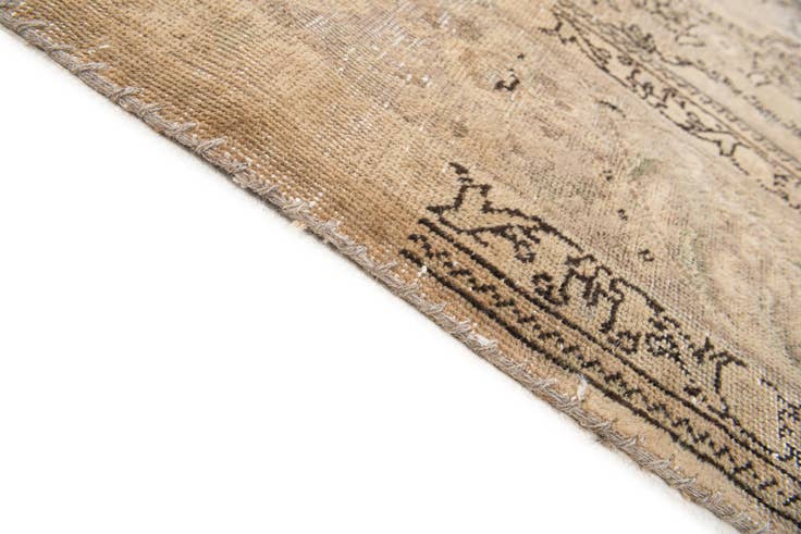 Detail image of 6' 7 x 9' 8 Hand Knotted Ultra Vintage Persian Wool Rug