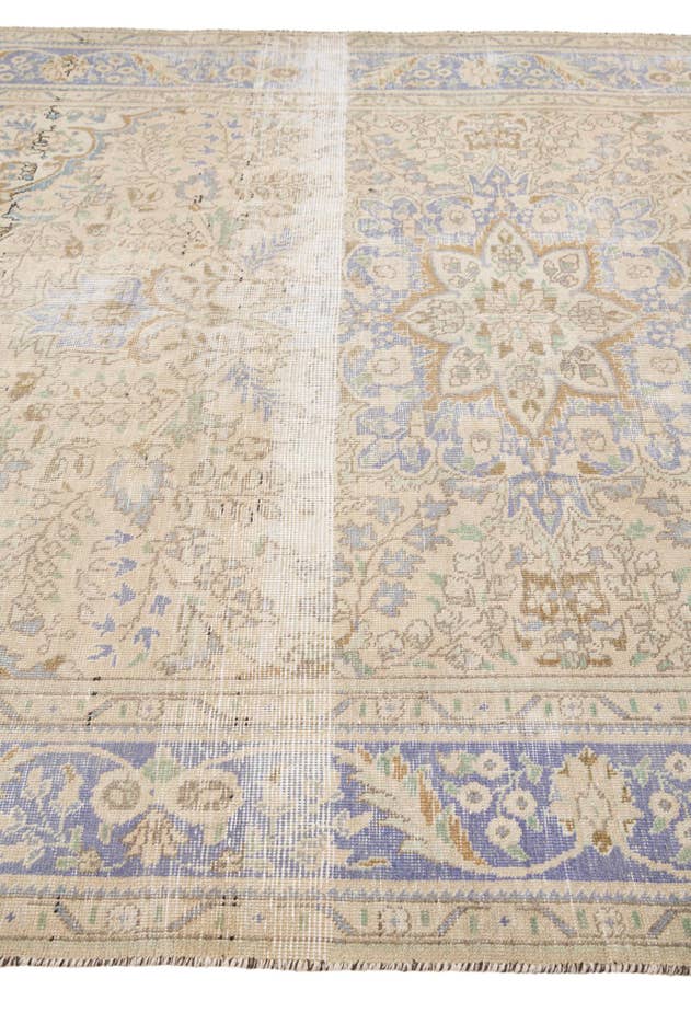 Detail image of 6' 5 x 9' 7 Hand Knotted Ultra Vintage Persian Wool Rug