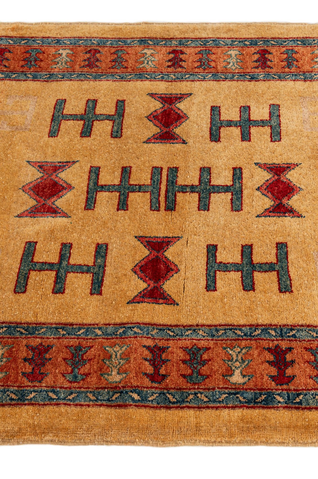 3' 4 x 5' 5 Hand Knotted Ziegler Wool Rug