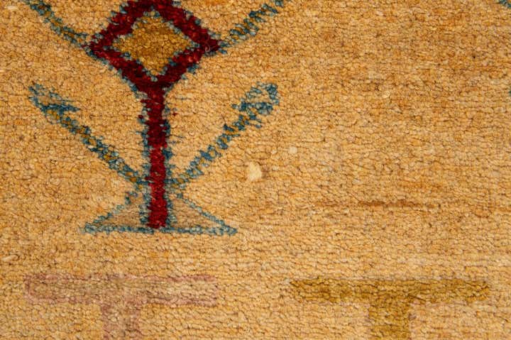 3' 4 x 4' 8 Hand Knotted Ziegler Wool Rug