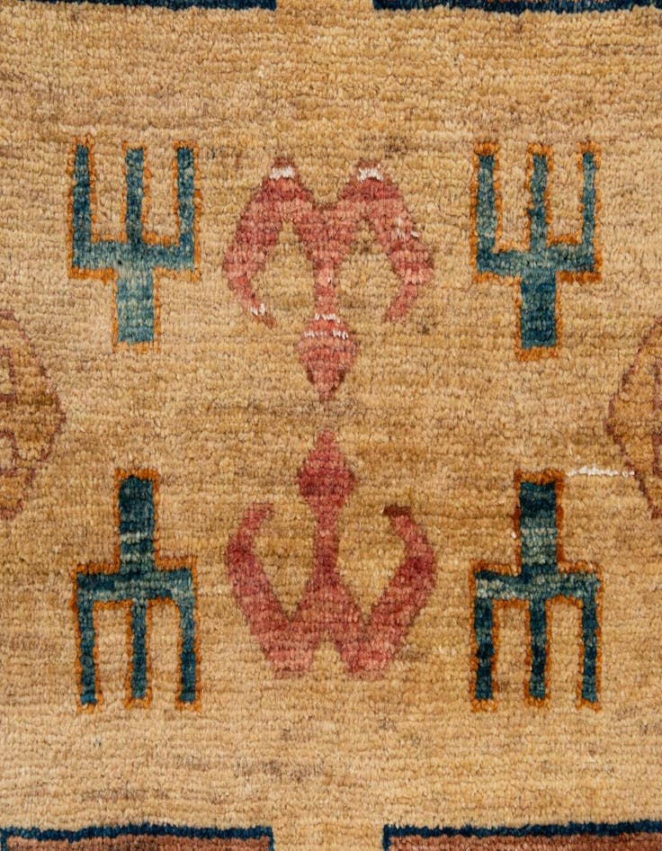 Detail image of 3' 3 x 5' 3  Hand Knotted Ziegler Wool Rug