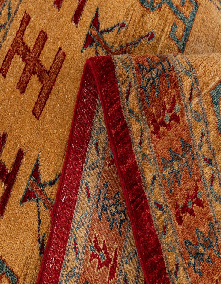 Detail image of 3' 3 x 5' 4  Hand Knotted Ziegler Wool Rug