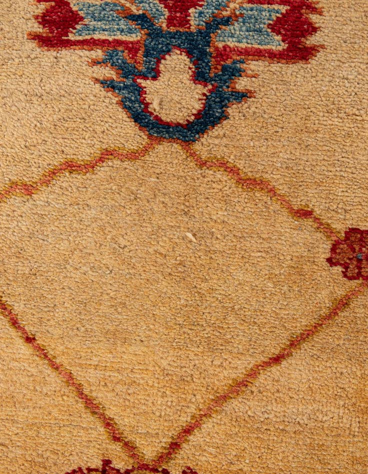 Detail image of 5' 7 x 7' 6  Hand Knotted Ziegler Wool Rug