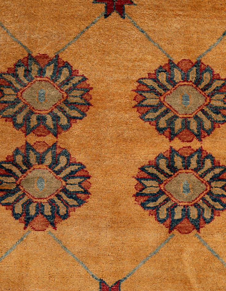 Detail image of 5' 9 x 7' 7  Hand Knotted Ziegler Wool Rug