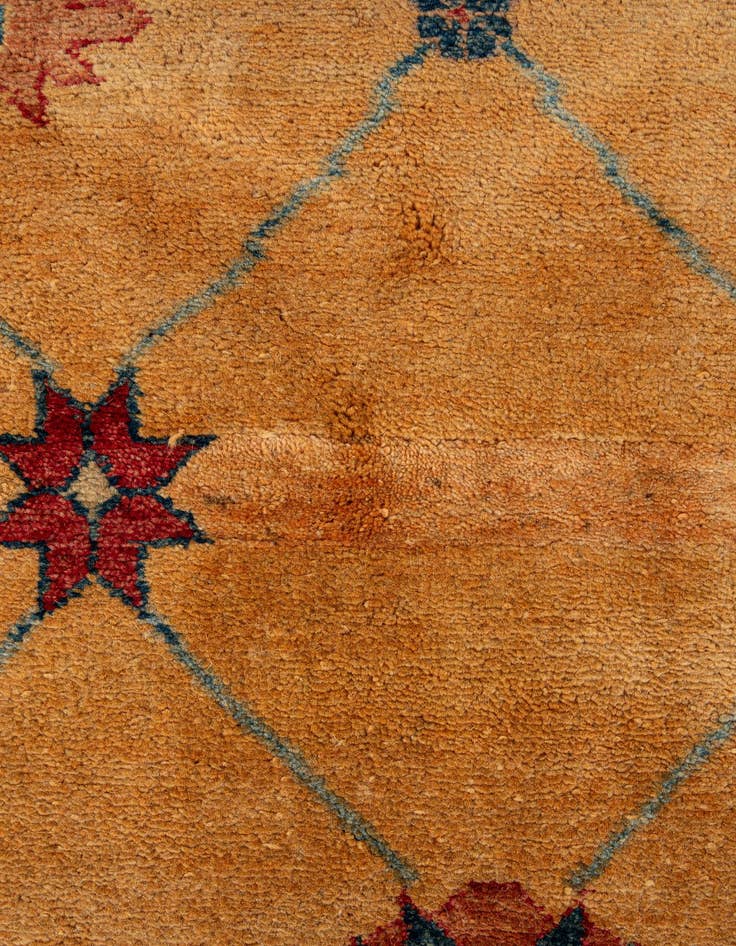 Detail image of 5' 9 x 7' 7  Hand Knotted Ziegler Wool Rug
