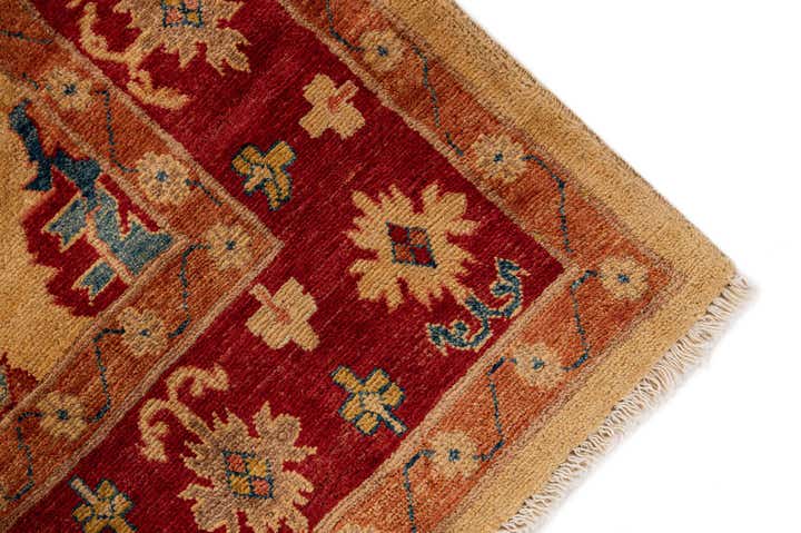 5' 6 x 7' 9 Hand Knotted Ziegler Wool Rug
