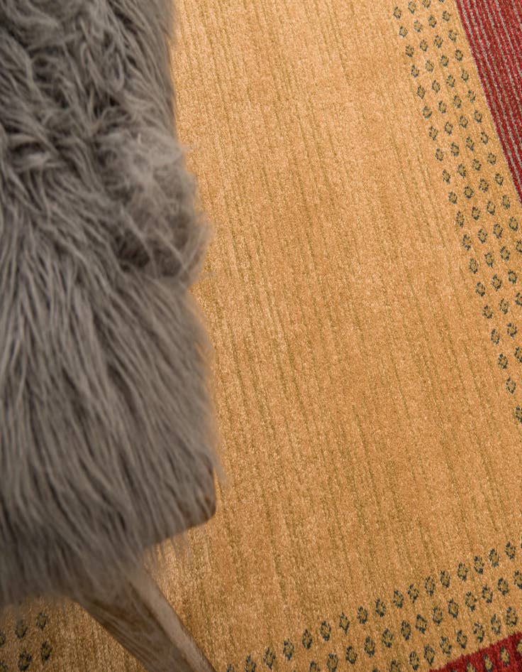 Detail image of 8' x 8' Kashkuli Gabbeh Round Rug