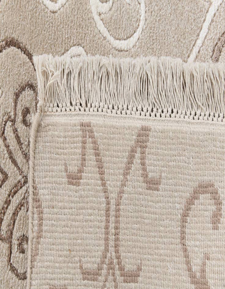 Detail image of 3' 4 x 12' 10  Hand Knotted Darya Wool Runner Rug