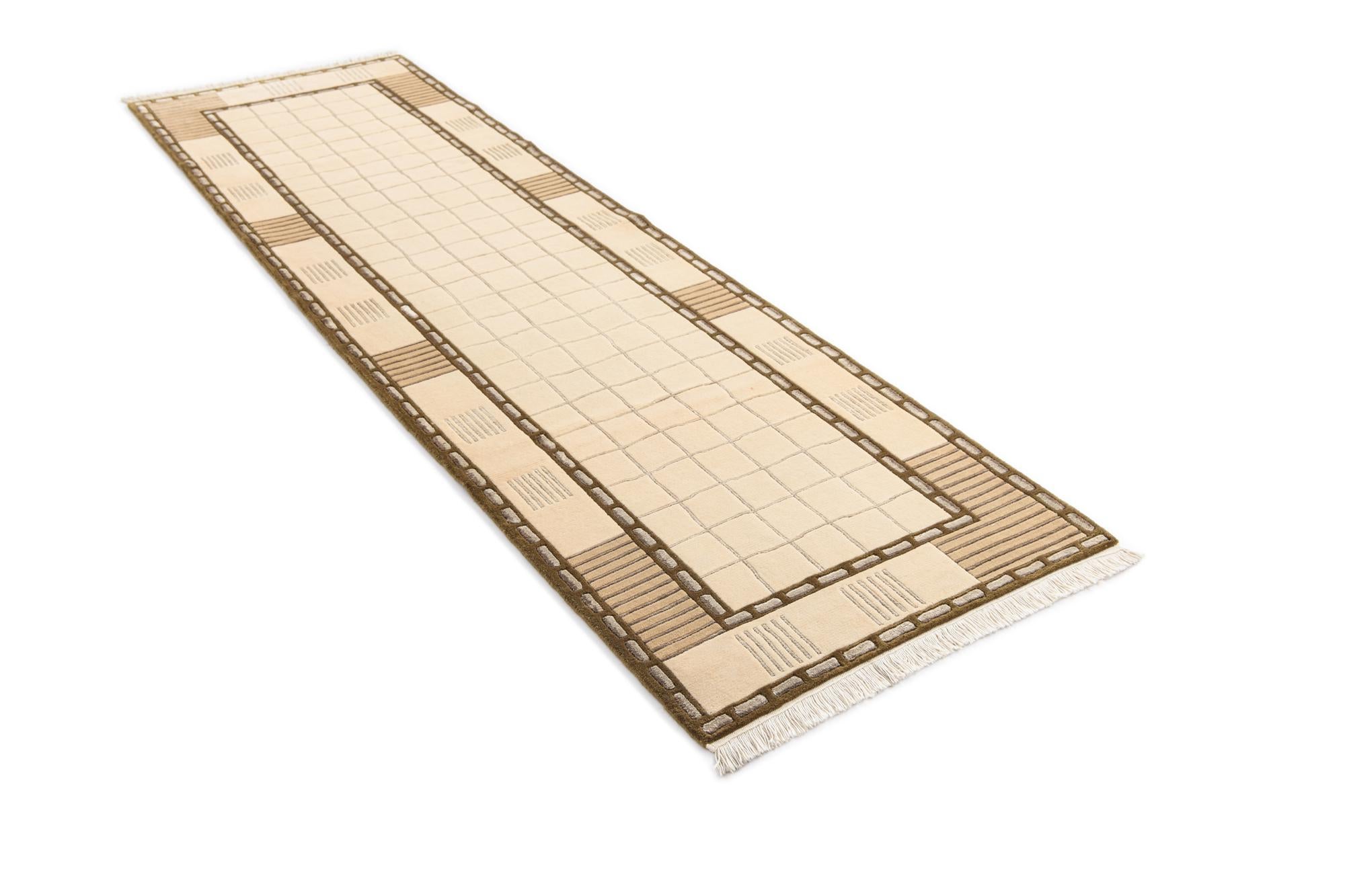 2' 9 x 9' 9 Hand Knotted Darya Wool Runner Rug