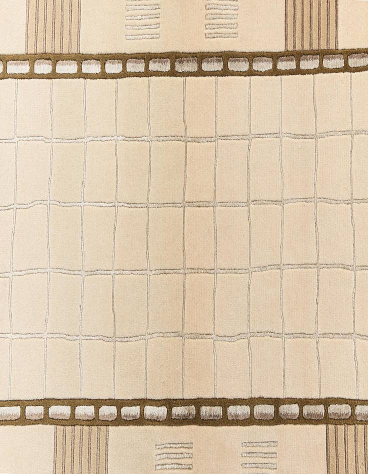 Detail image of 2' 9 x 9' 9  Hand Knotted Darya Wool Runner Rug