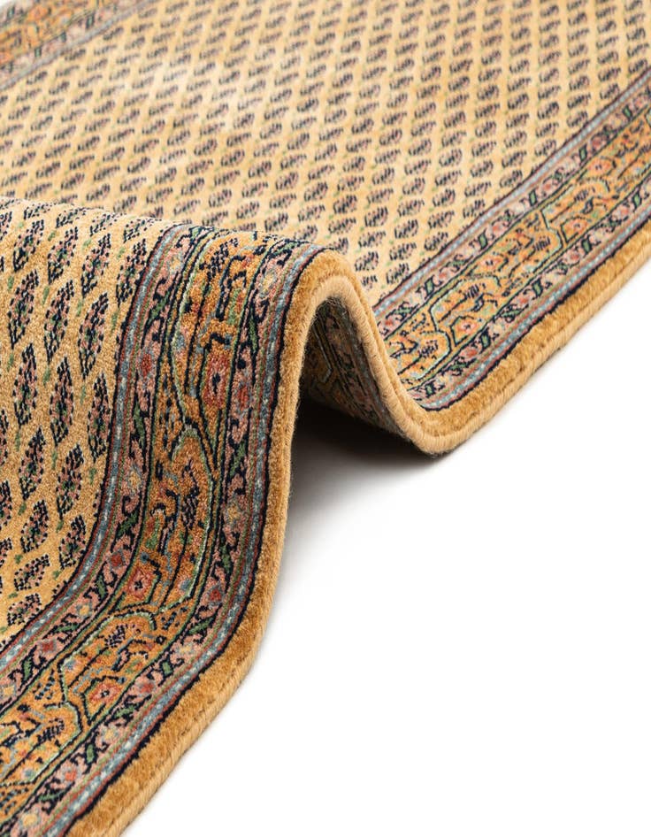 Detail image of 2' 9 x 9' 6  Hand Knotted Mir Wool Runner Rug